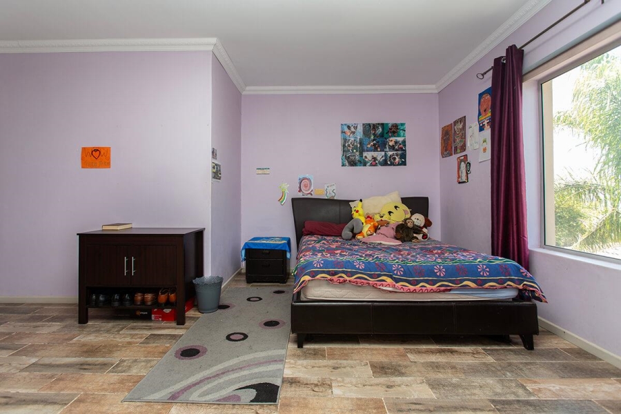 6 Bedroom Property for Sale in Vredekloof Heights Western Cape